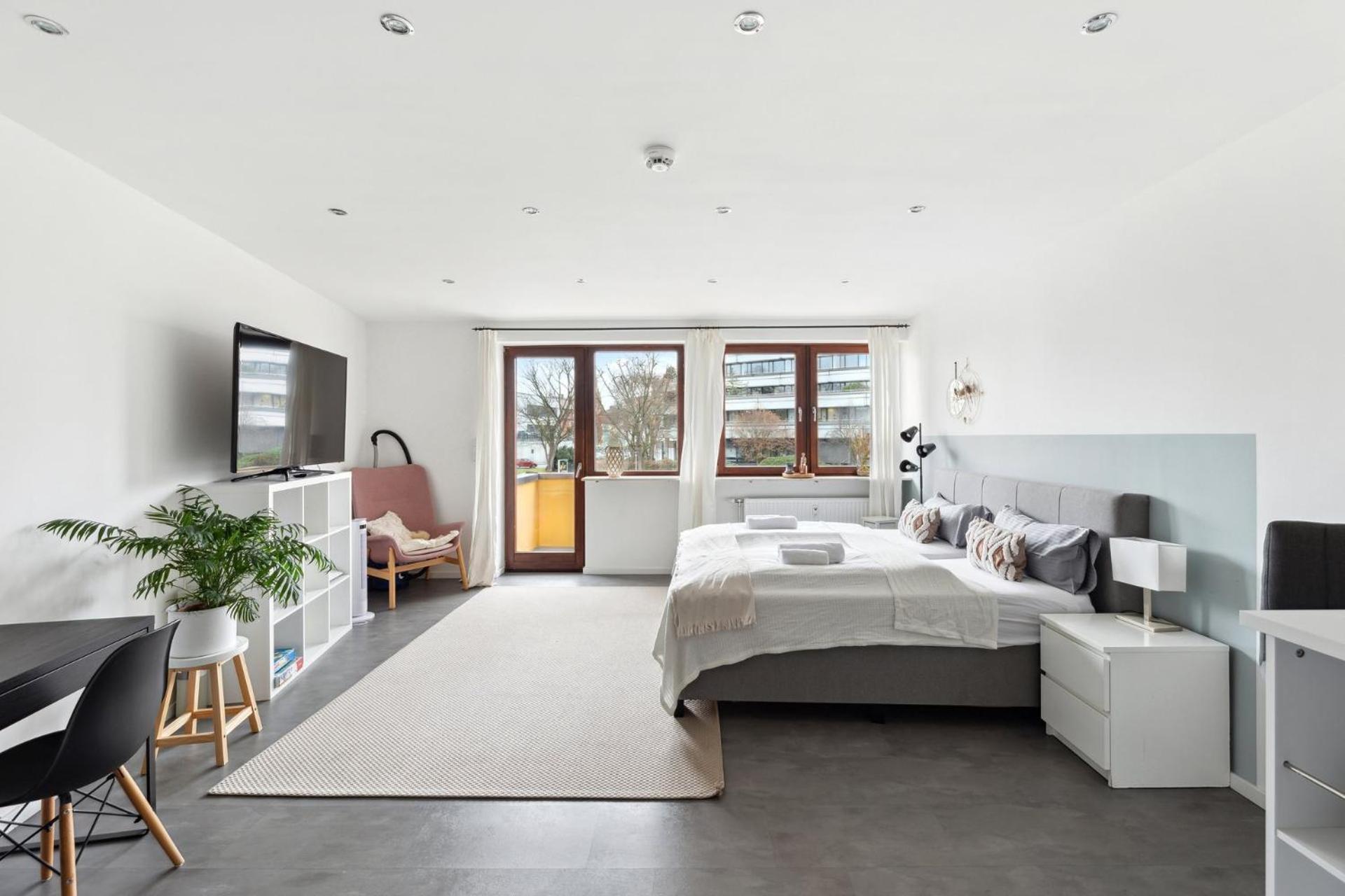 Sali Homes - Charming Studio Apartment In Heart Of Bayreuth With Balcony Eksteriør bilde