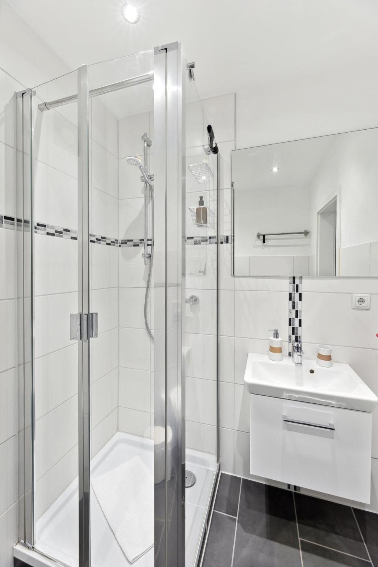 Sali Homes - Charming Studio Apartment In Heart Of Bayreuth With Balcony Eksteriør bilde