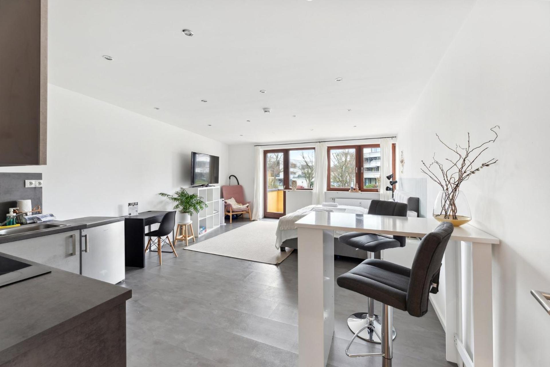 Sali Homes - Charming Studio Apartment In Heart Of Bayreuth With Balcony Eksteriør bilde