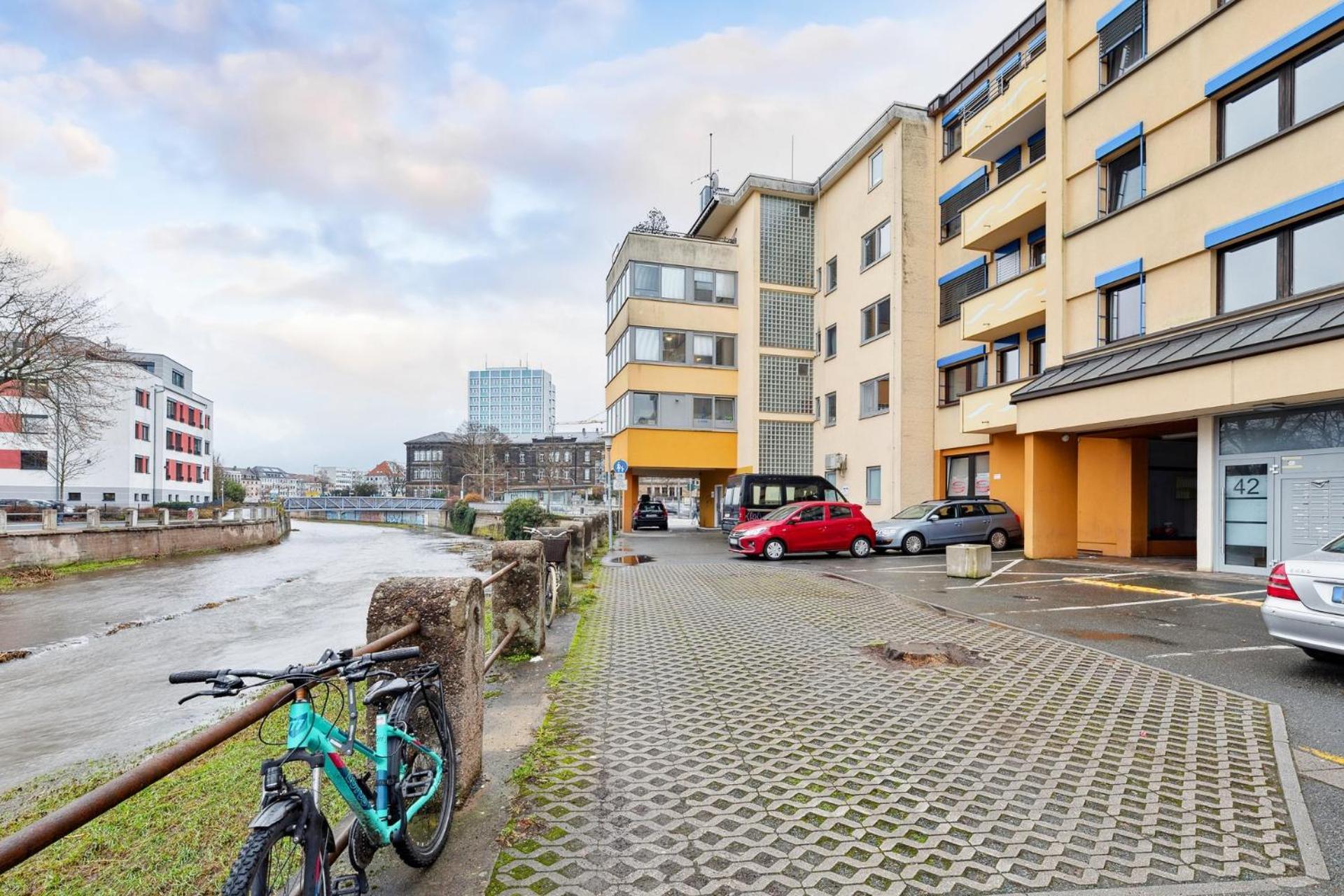 Sali Homes - Charming Studio Apartment In Heart Of Bayreuth With Balcony Eksteriør bilde